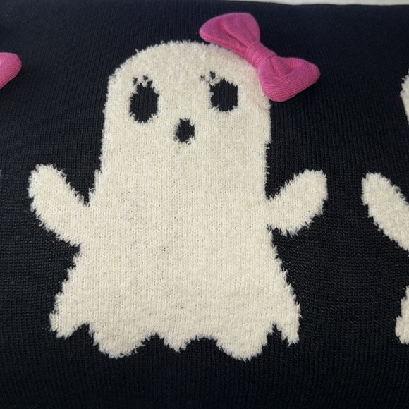 🎀👻NWT Goblin & Ghoul Decorative Pink bow Ghost Pillow🎀👻 - Picture 3 of 13